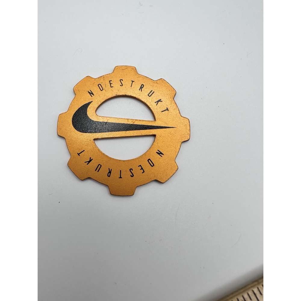 Vintage Nike Air 1995 NDESTRUKT Tag Metal Emblem Keychain